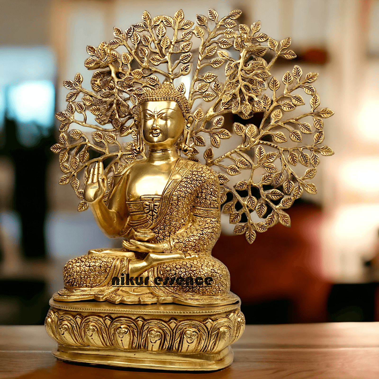 Brass Buddha Statue with Intricately Detailed Tree - nikuressence