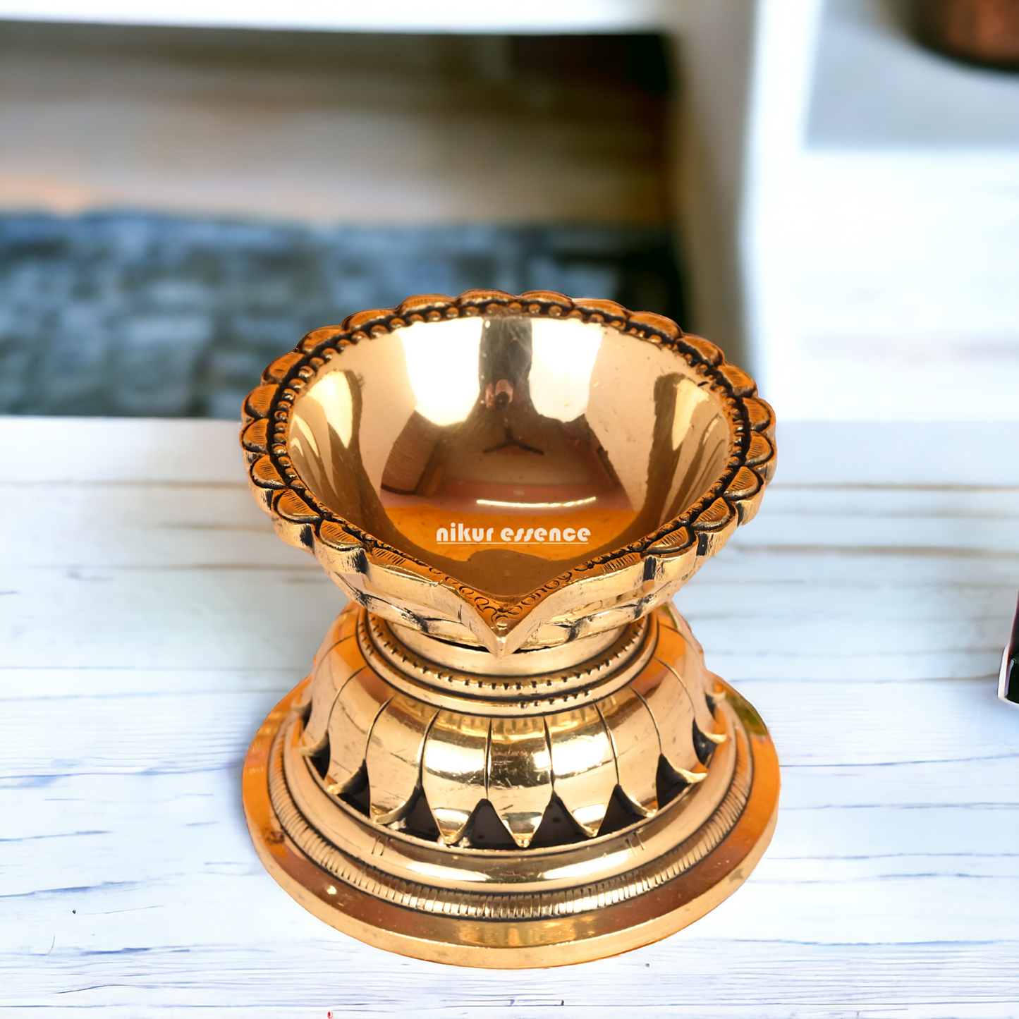 Superfine Brass Diya with Stand - 2.8 Inch Idols Nikuressence