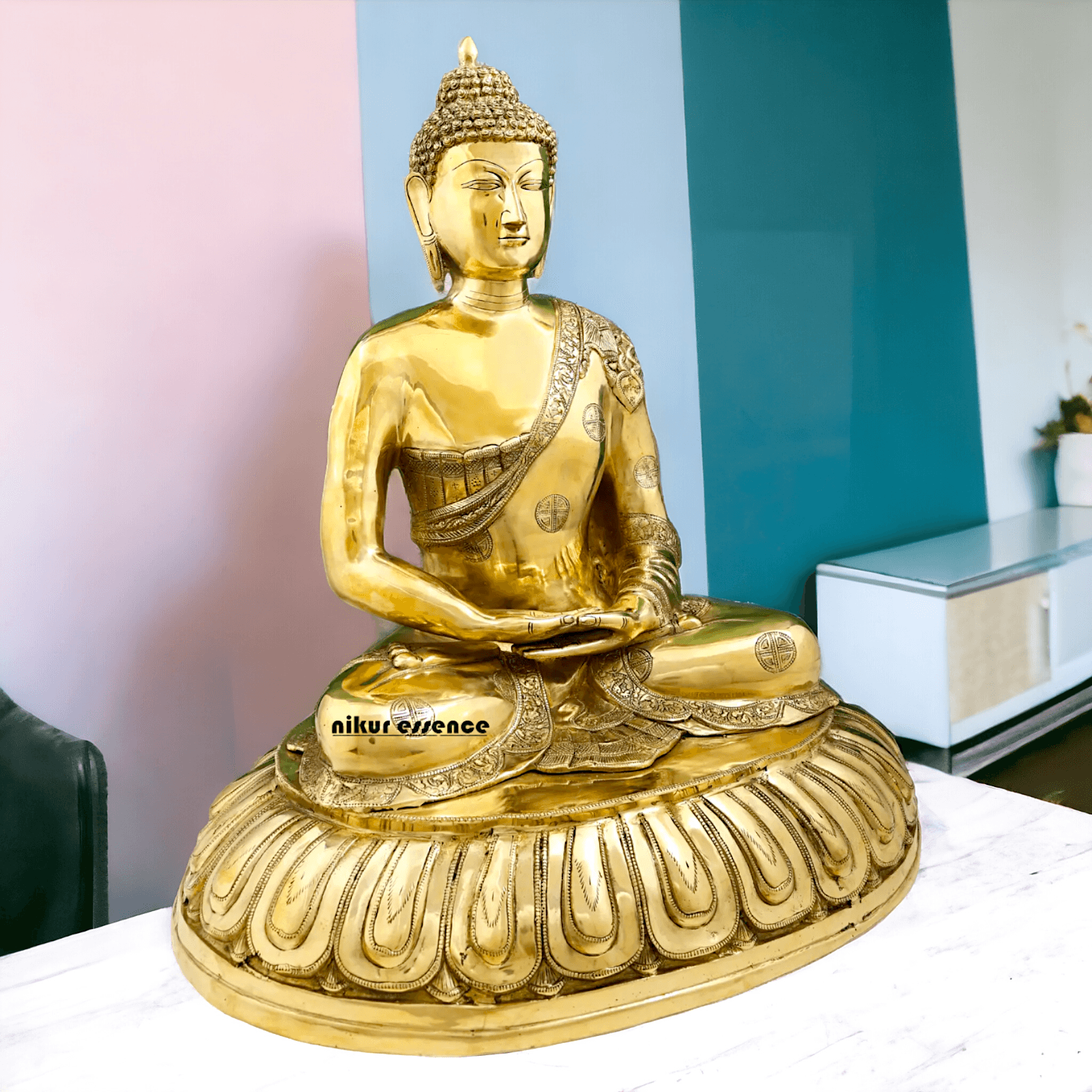 Large Size Meditating Buddha Statue in Brass - 75 cm Height, Intricate Detailing, Ideal for Home Decor and Spiritual Spaces