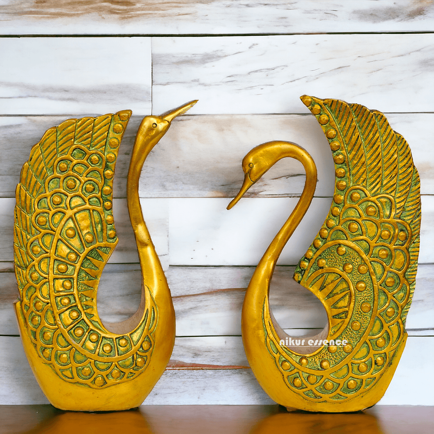 Brass home decor Pair of Ducks - Elegant Decorative Sculptures for Home or Office, Detailed Craftsmanship, Ideal for Collectors and Nature Enthusiasts Idols Nikuressence