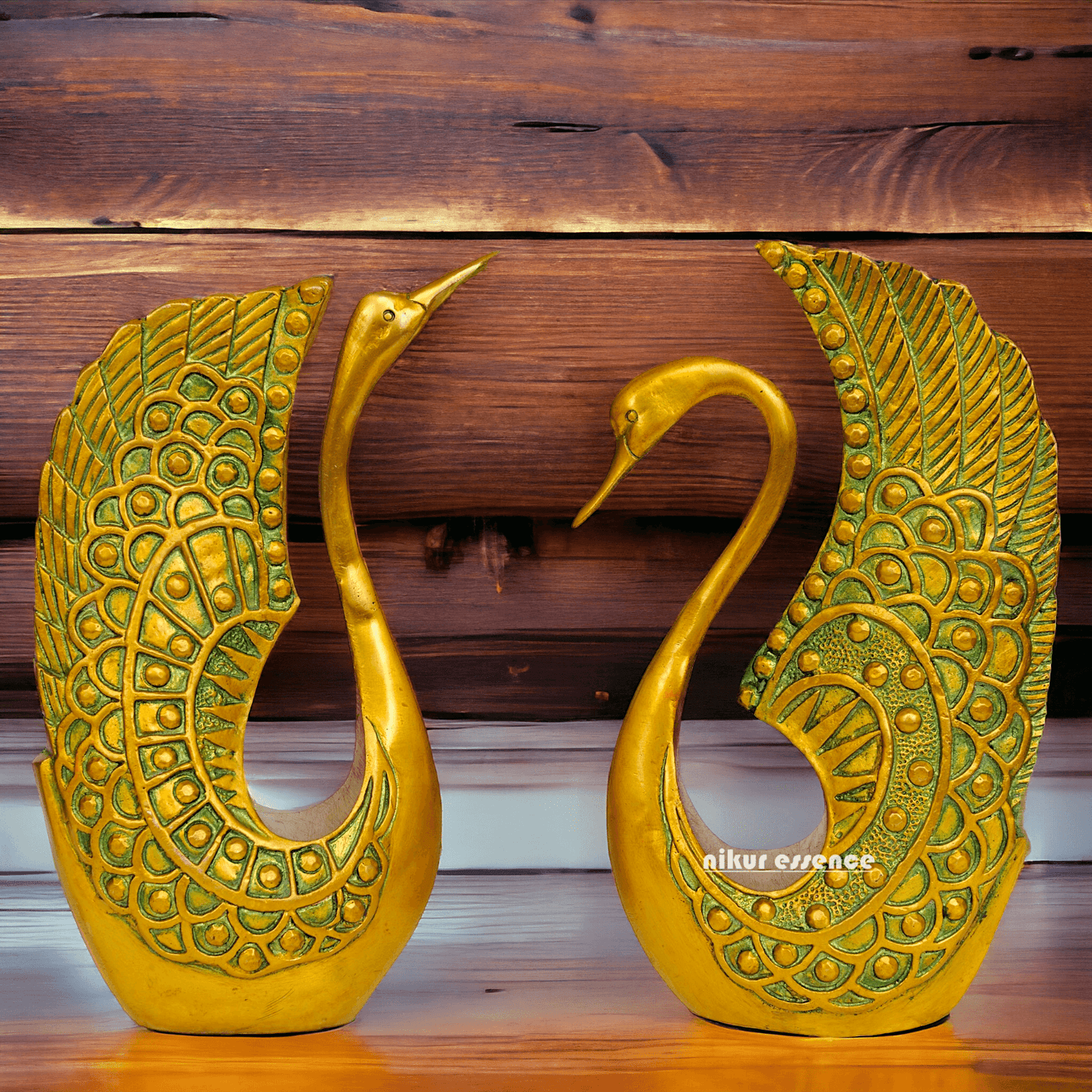 Brass home decor Pair of Ducks - Elegant Decorative Sculptures for Home or Office, Detailed Craftsmanship, Ideal for Collectors and Nature Enthusiasts Idols Nikuressence