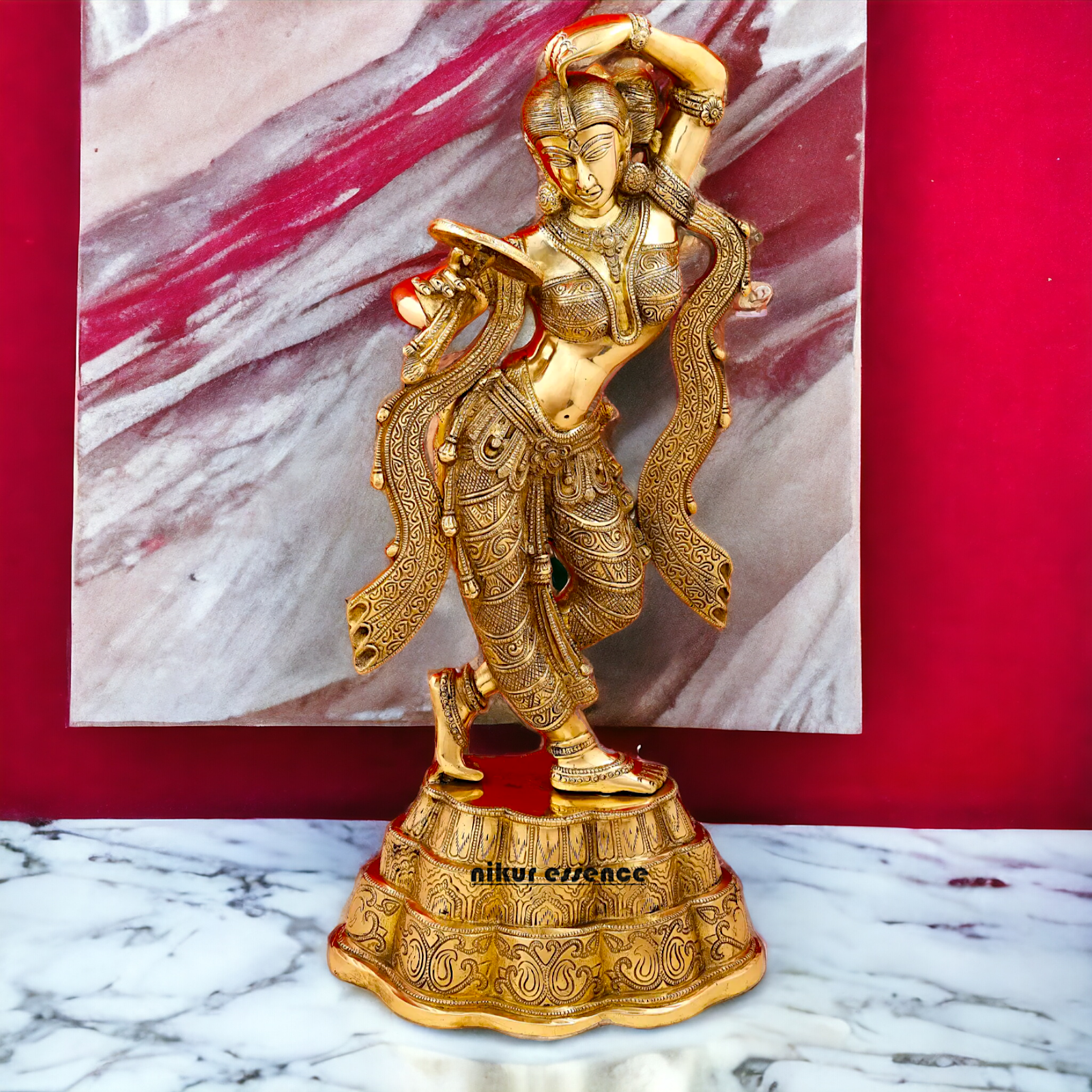 Brass Statue of a Young Lady Applying Vermilion, Capturing the Timeless Ritual of Beauty and Grace Idols Nikuressence