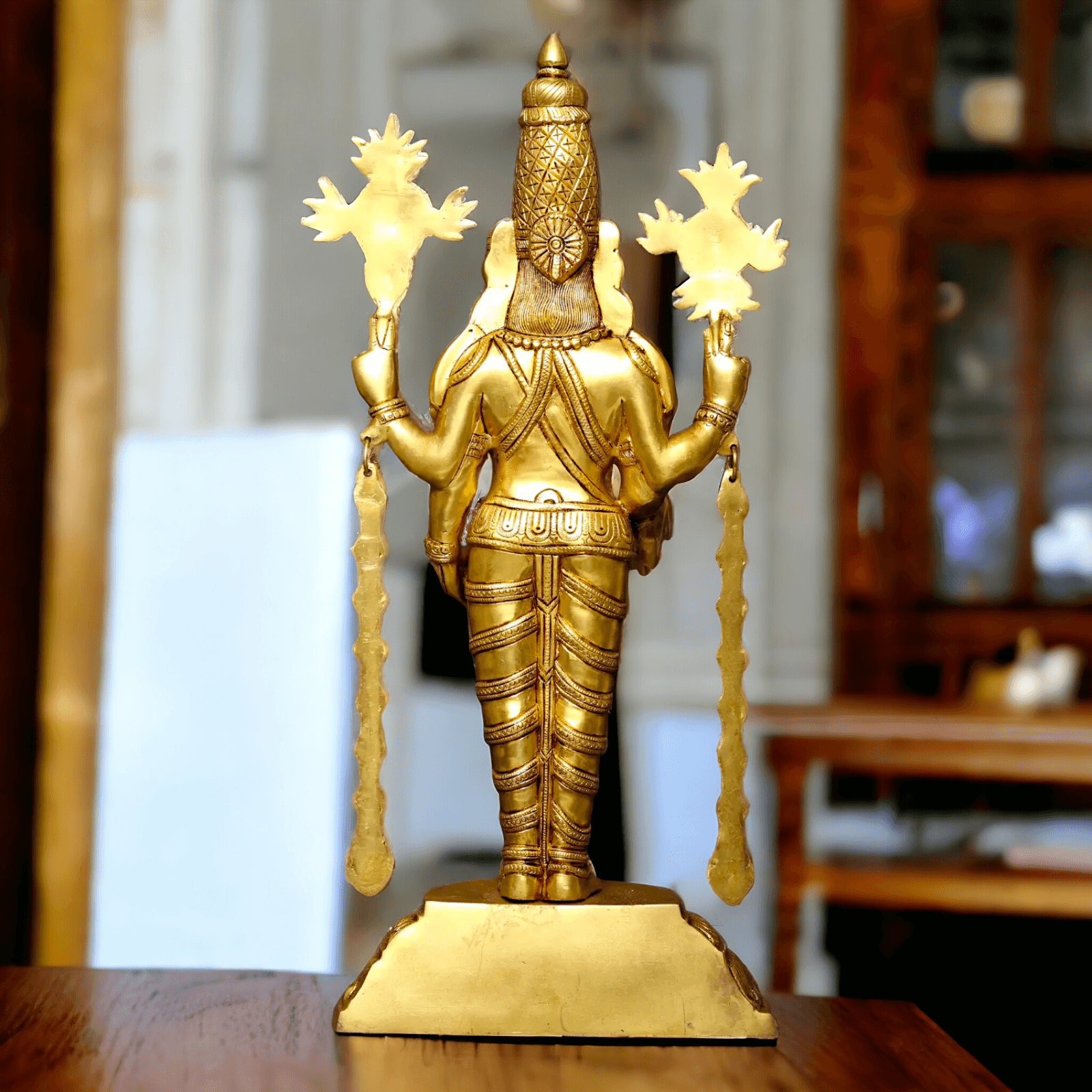 Buy Brass Venkateshwara idol, Revered Tirupati Balaji Deity Handcrafted with Fine Detailing and Sacred Significance Idols Nikuressence