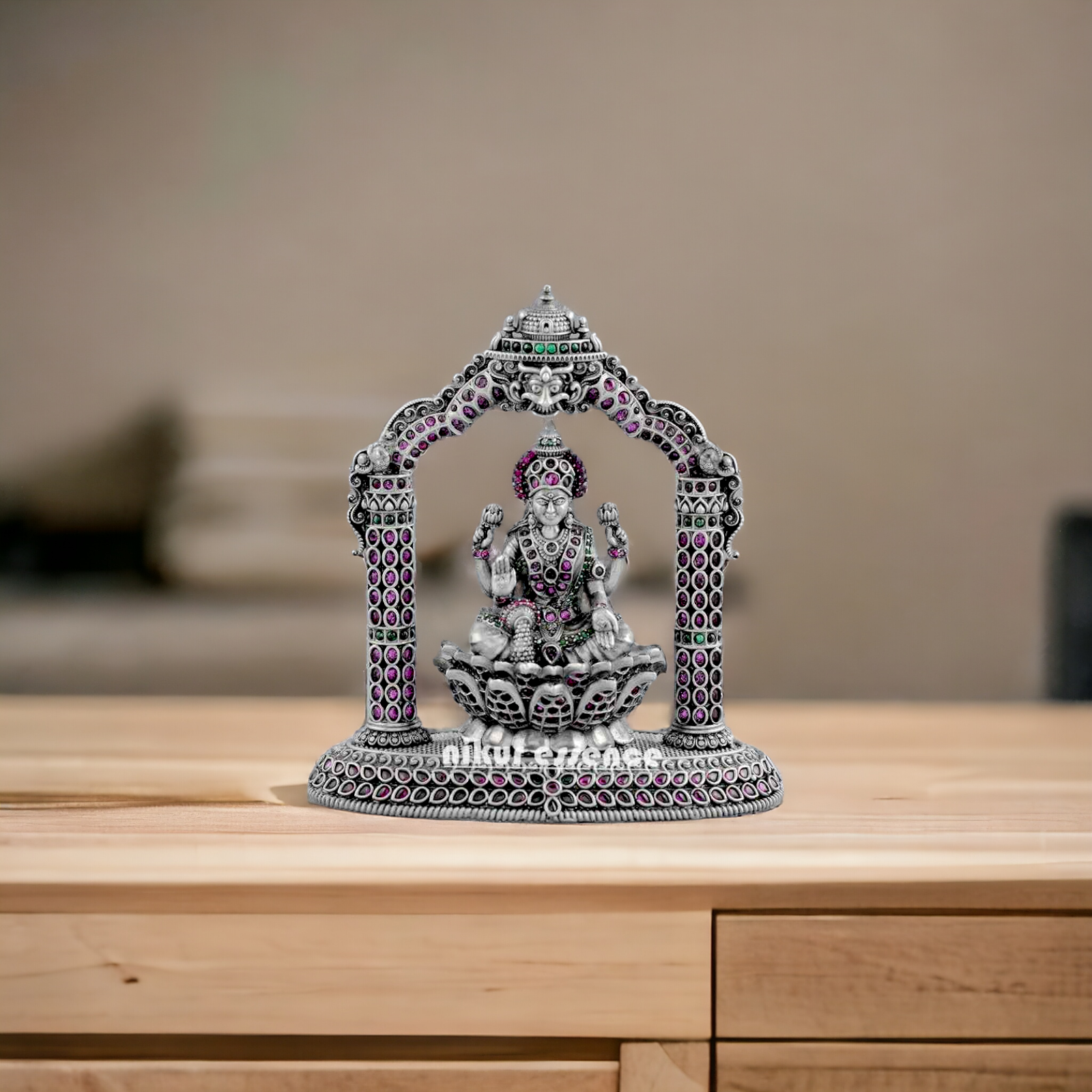 Buy Divine Goddess Laxmi In Silver -nikuressence