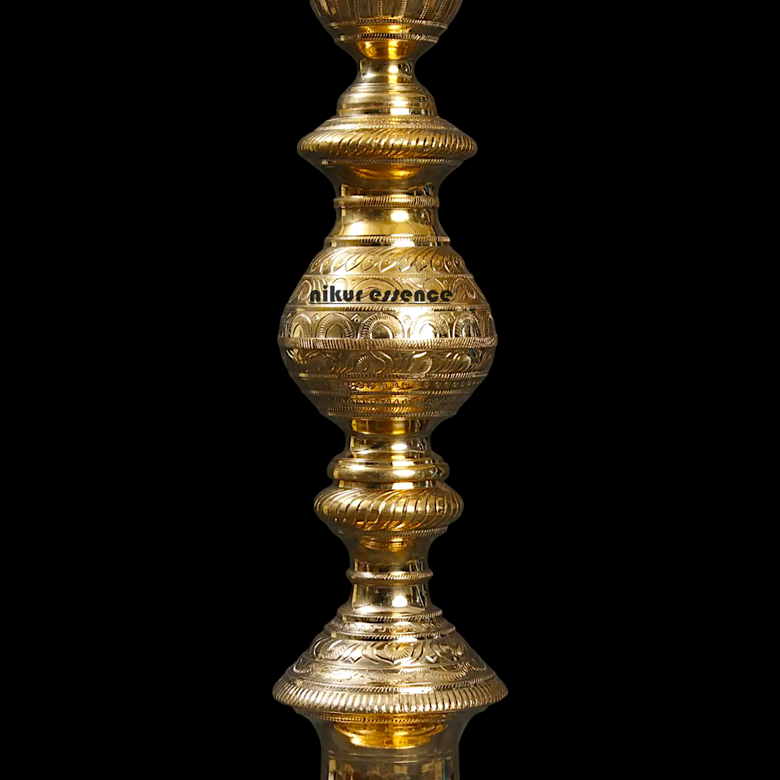Traditional Brass Kuthu Vilakku with Annam Motif – Nikur Essence Nikuressence