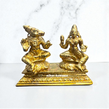 Lord Varaha with Lakshmi Panchaloha Statue – Divine Boar Incarnation of Vishnu | Nikur Essence Nikuressence