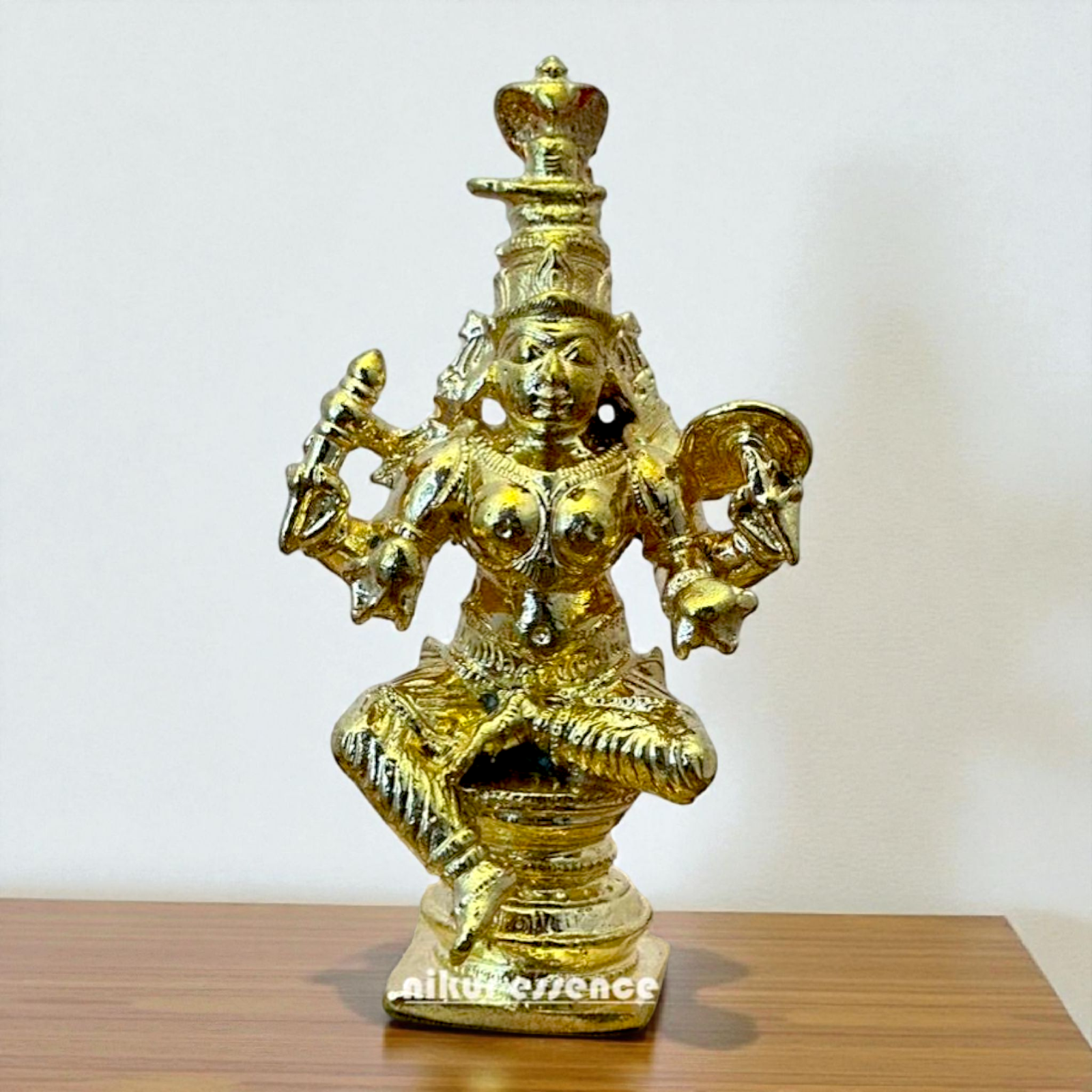 Kolhapuri Mahalakshmi Panchaloha Statue Traditional Goddess Idol – Handcrafted South Maharashtra Devi Murti by Nikur Essence Nikuressence