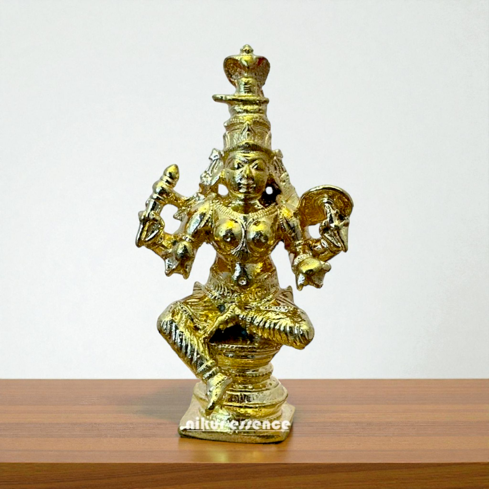 Kolhapuri Mahalakshmi Panchaloha Statue Traditional Goddess Idol – Handcrafted South Maharashtra Devi Murti by Nikur Essence Nikuressence
