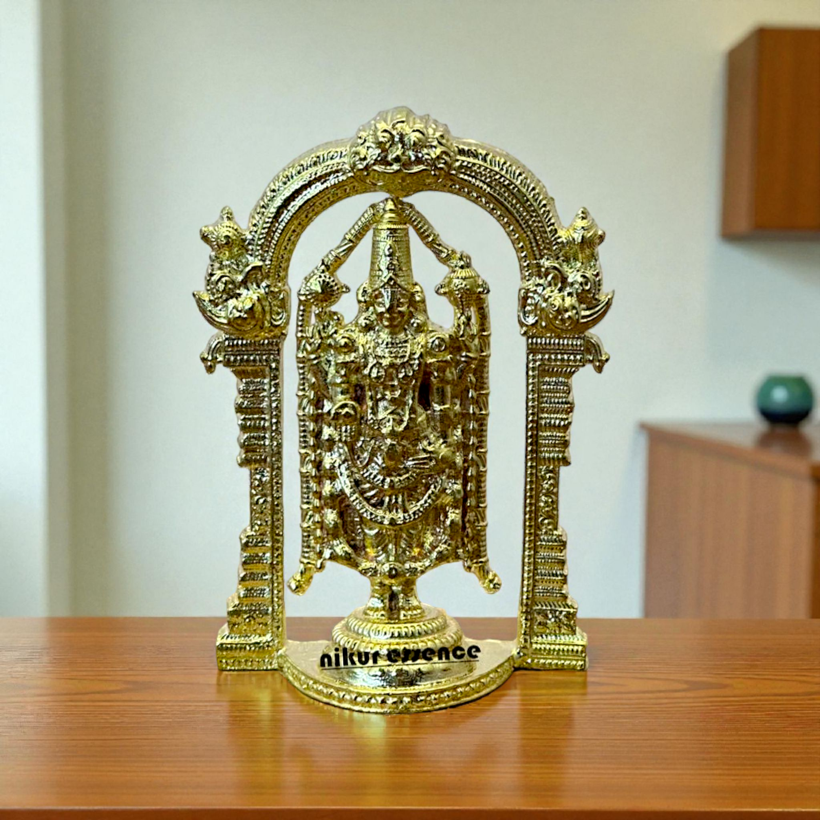 Tirupati Balaji Idol in Authentic Panchaloha by Nikur Essence – Handcrafted Divine Lord Venkateswara Sculpture Nikuressence