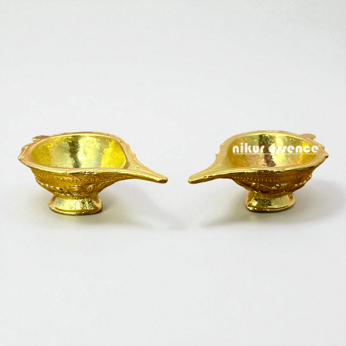 Nikur Essence – Handcrafted Traditional Indian pair Diya Deepam for Pooja Nikuressence