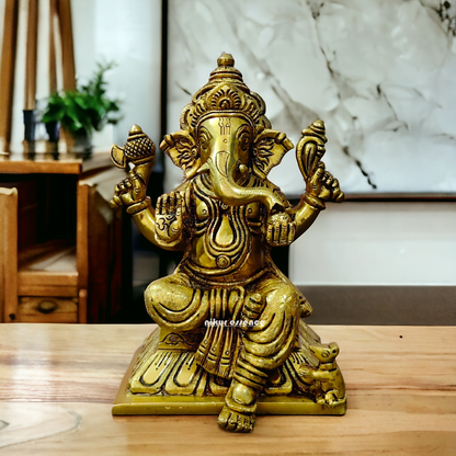 Vinayaka Ganesha Sitting Brass idol - 6.5 inch