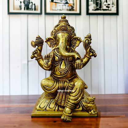 Vinayaka Ganesha Sitting Brass idol - 6.5 inch