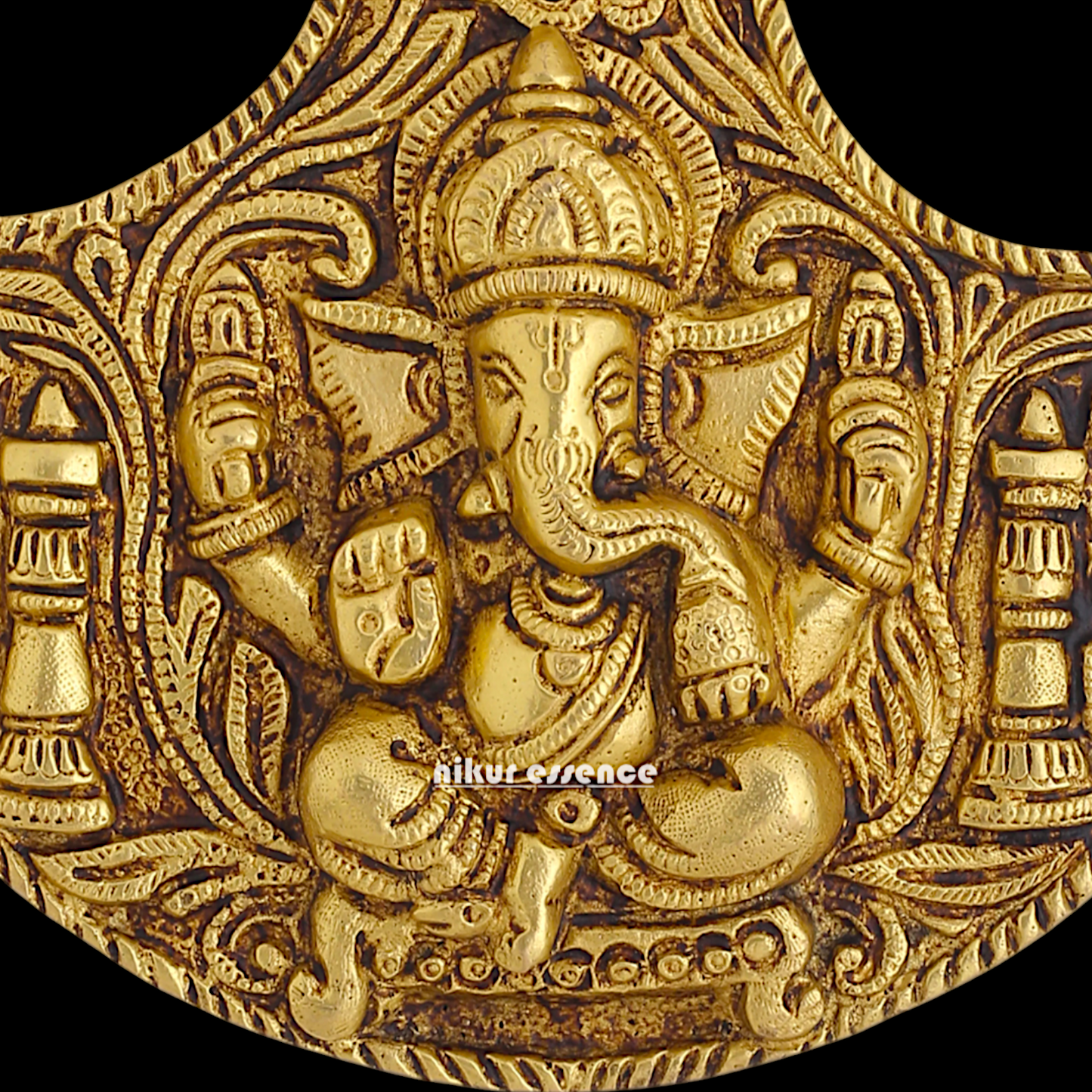 Ganesha Ganpati Brass wall Hanging plate idol - 8 Inches