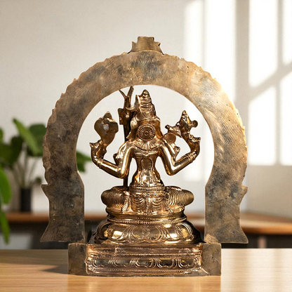 Panchaloha Kamakshi Amman statue - 11 Inches Nikuressence