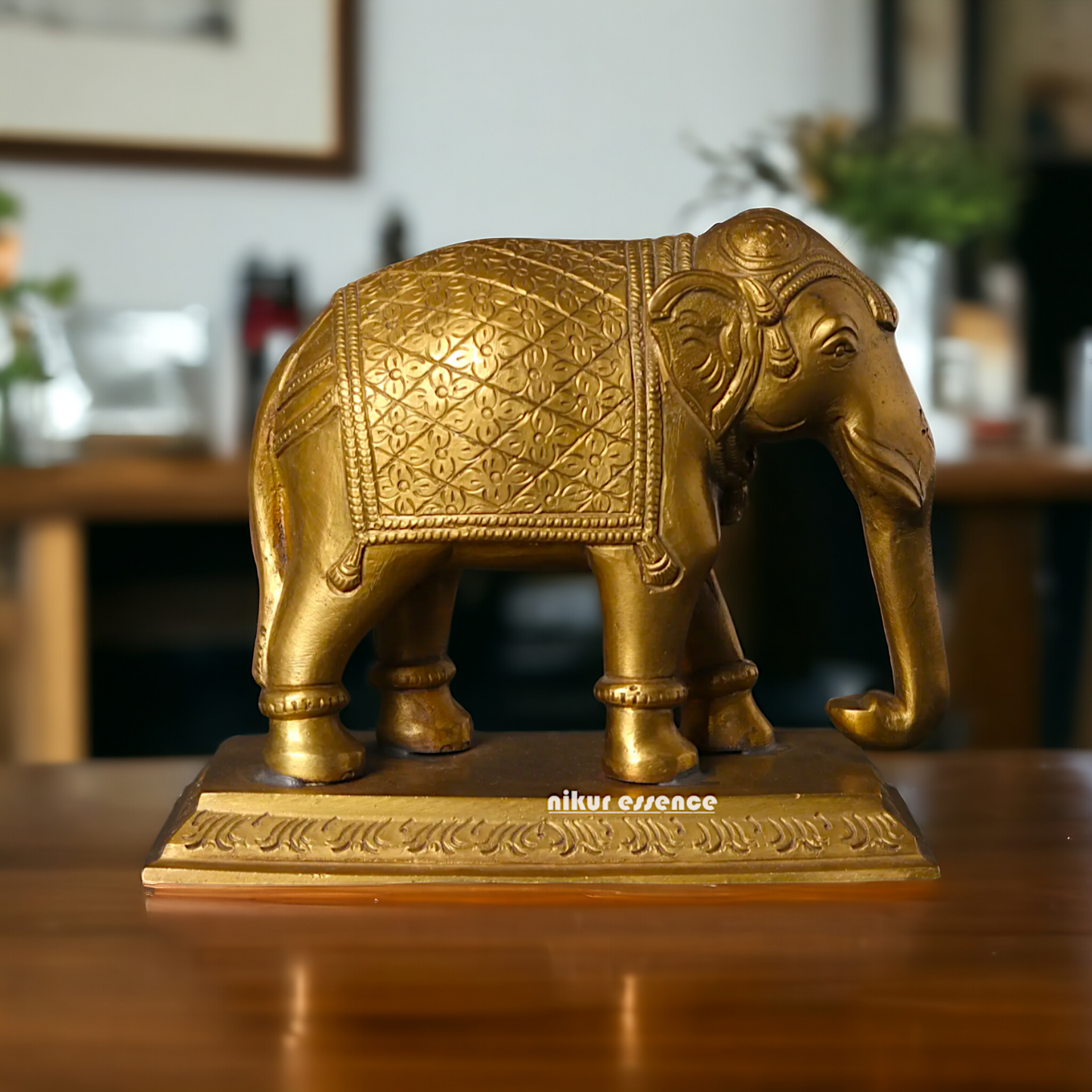 Panchaloha Elephant Beautiful decor statue - 5 Inches