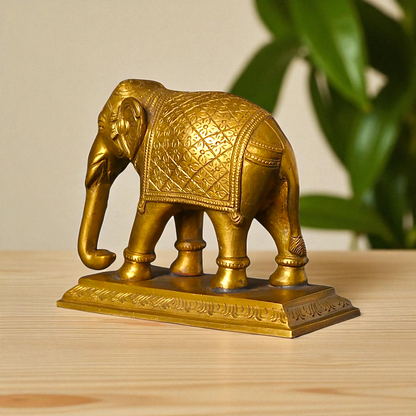 Panchaloha Elephant Beautiful decor statue - 5 Inches Nikuressence