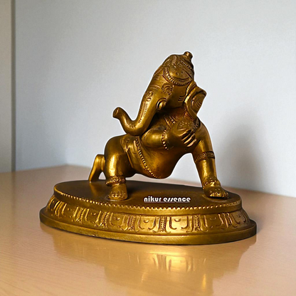 Bal Ganesh Ganpati with Laddoo Bronze/Panchaloha idol - 5 Inches Nikuressence