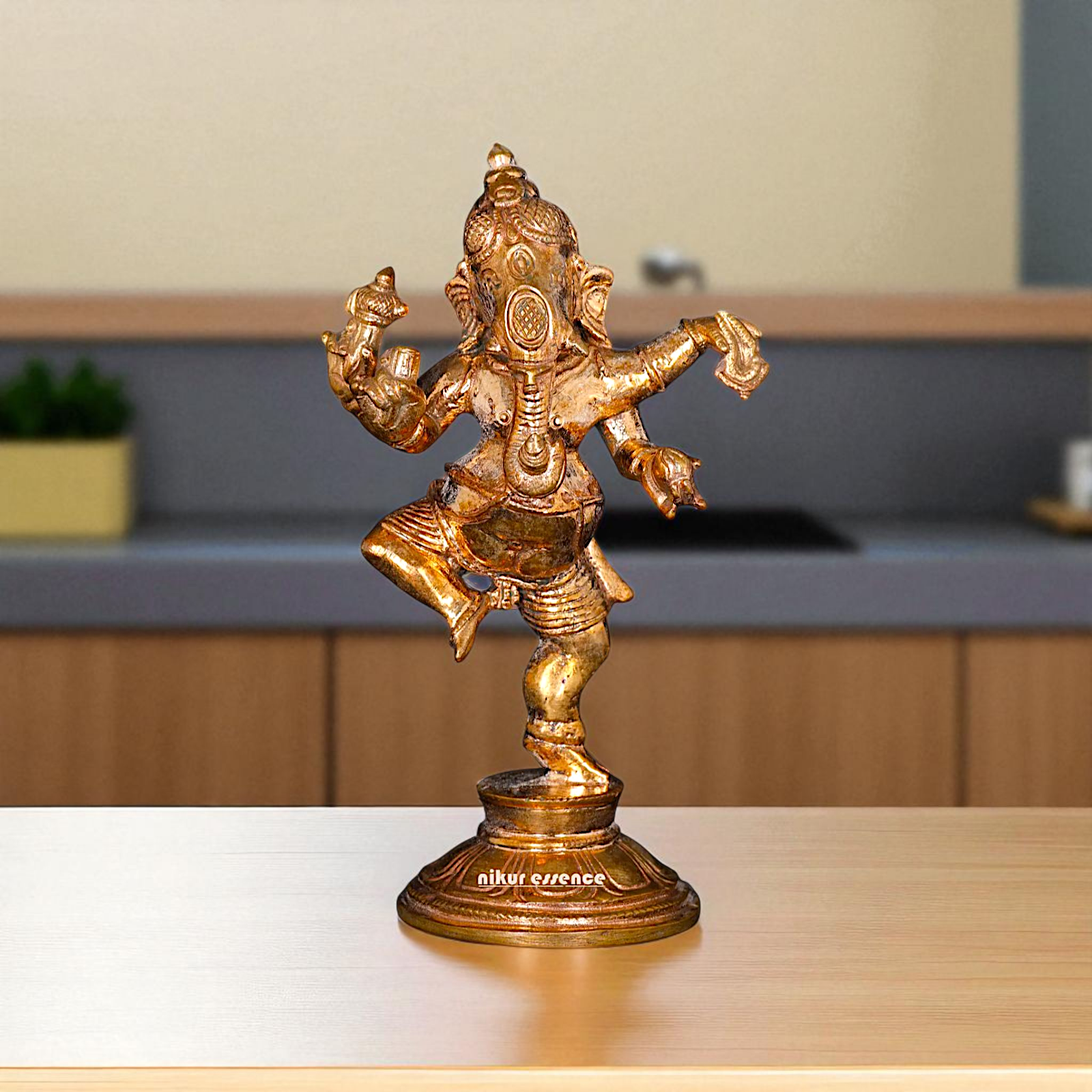 Ganesha dancing with Four hand Panchaloha idol - 4 Inches Nikuressence
