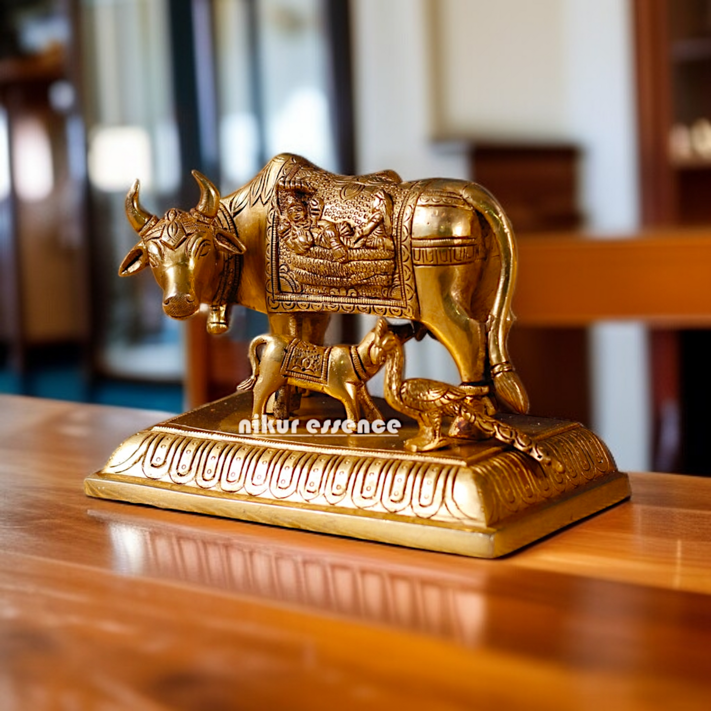 Pure Brass kamadhenu Cow with calf Pooja statue - 7 inches Nikuressence