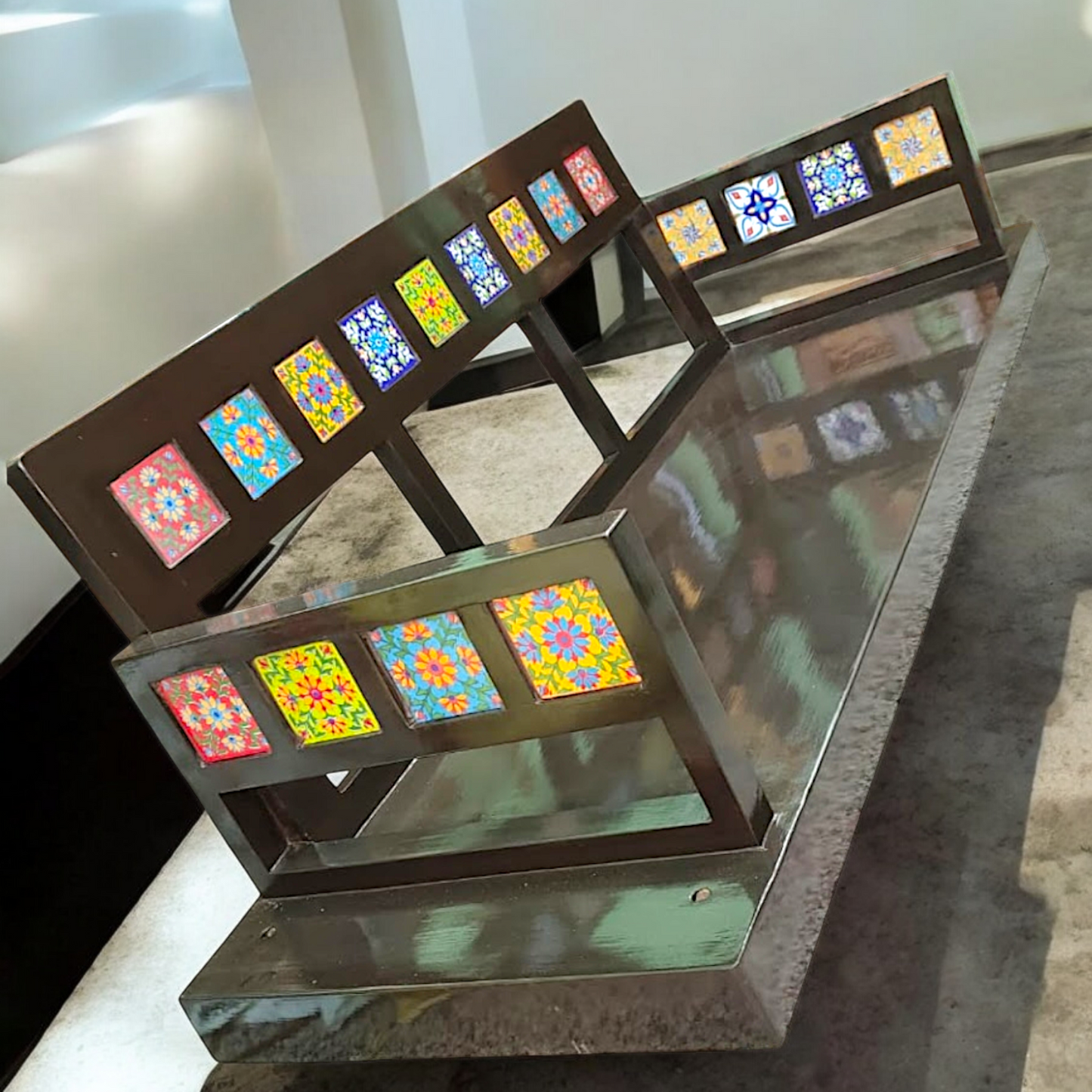 Nikur Essence Handcrafted Rosewood Swing (Oonjal/Jhula) – 5ft x 2ft with Ornate Brass Chains & Ceramic Tile Inlay Nikuressence