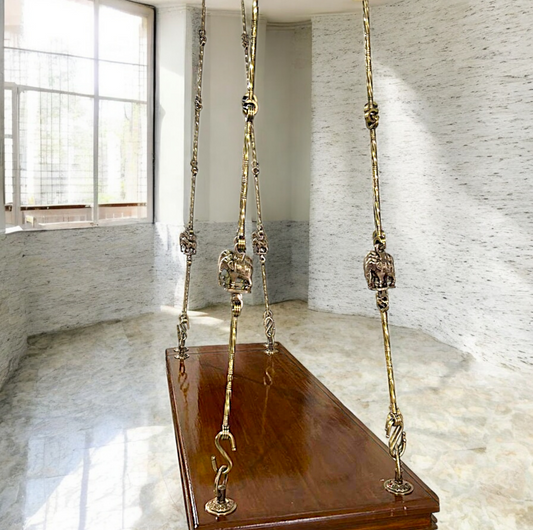 Handcrafted 5ft Rosewood Oonjal Swing with 7ft Brass Chains & 4 Elephant Carvings – Perfect for Balcony & Indoor Use Nikuressence
