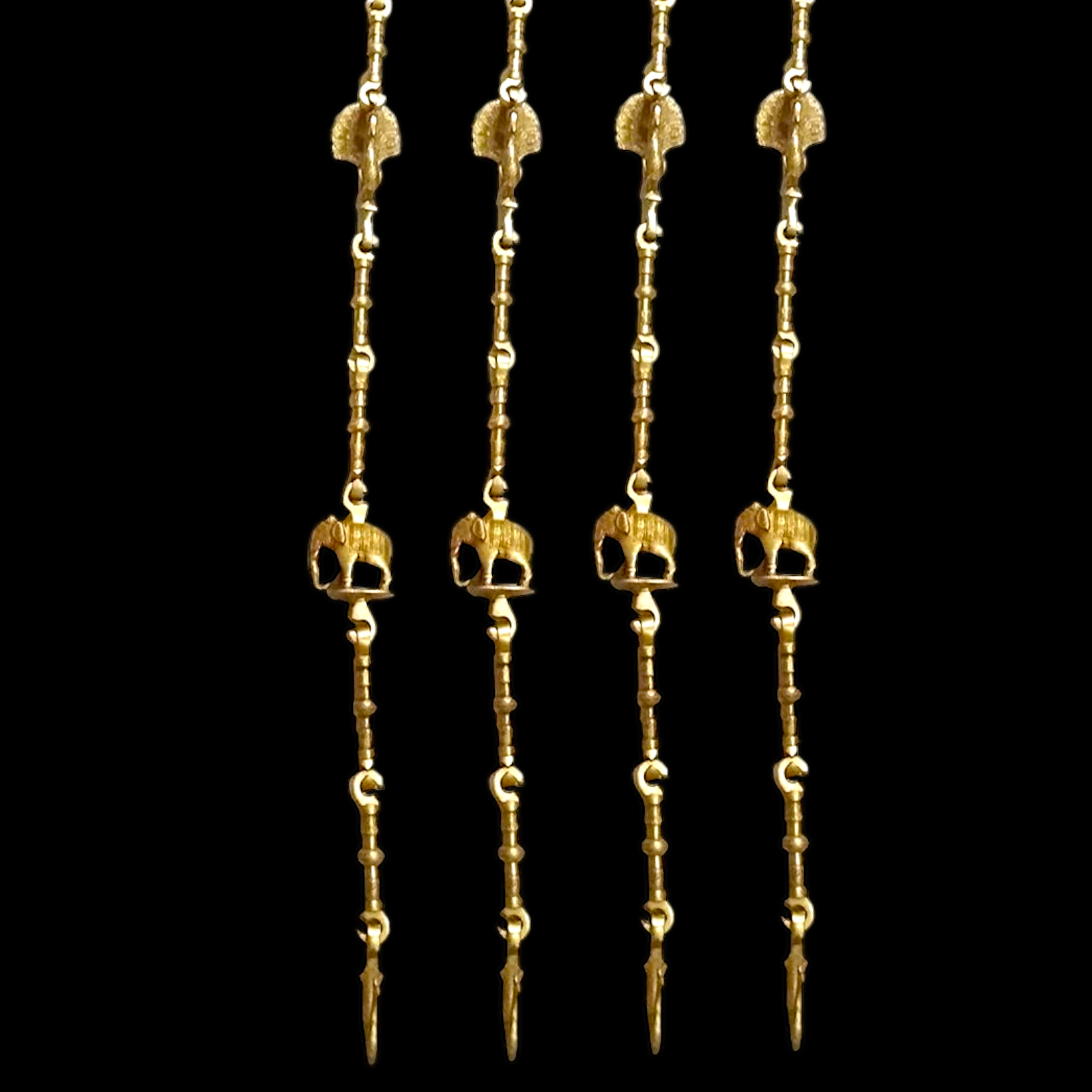 Handcrafted Rosewood Swing (Jhula/Oonjal) – 5feet Traditional Wooden Swing with 7 feet Brass Chains Nikuressence