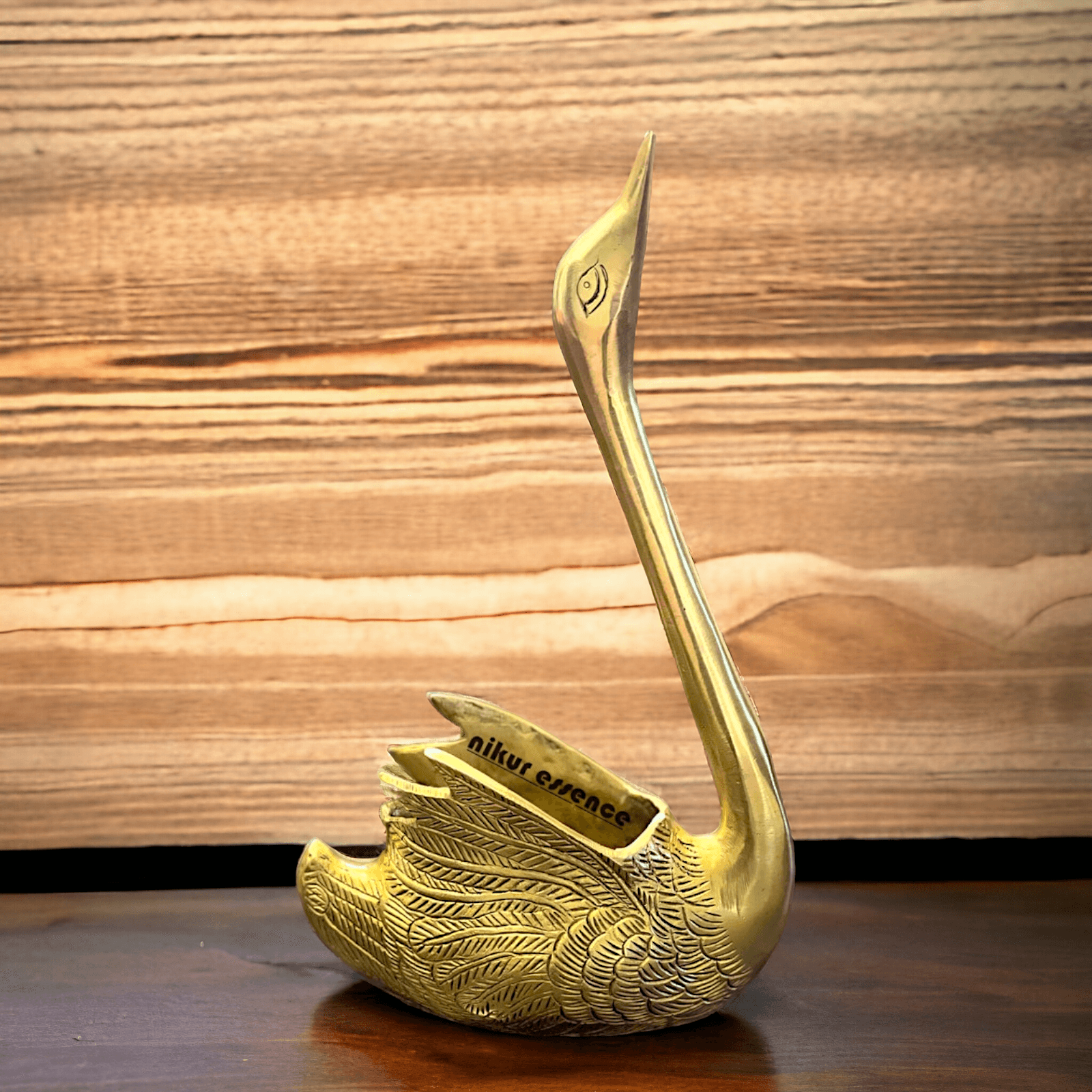 Brass Swan Figurine with Intricate Detailing and Polished Finish – A Timeless Decorative Accent for Home or Office Idols Nikuressence