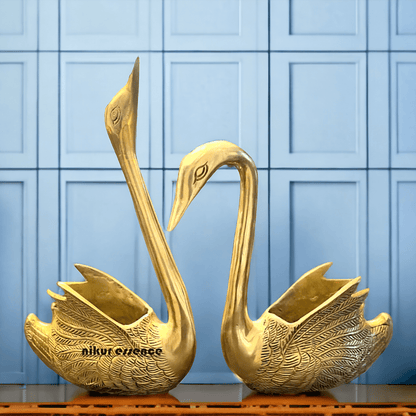 Brass Swan Figurine with Intricate Detailing and Polished Finish – A Timeless Decorative Accent for Home or Office Idols Nikuressence