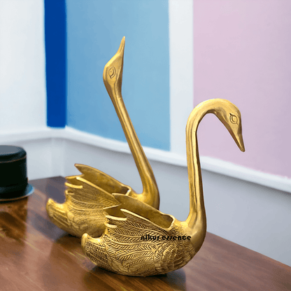 Brass Swan Figurine with Intricate Detailing and Polished Finish – A Timeless Decorative Accent for Home or Office Idols Nikuressence